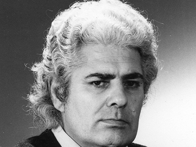 احمد شاملو